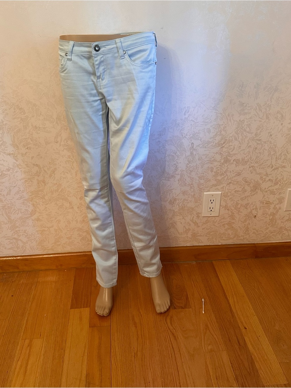 Women’s Skinny Jeans in Light Blue - Stretch Slim Fit
